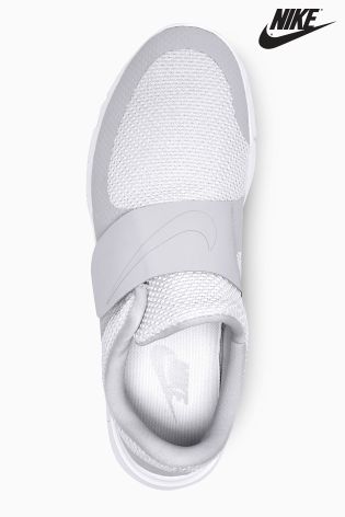 White Nike Free Socfly